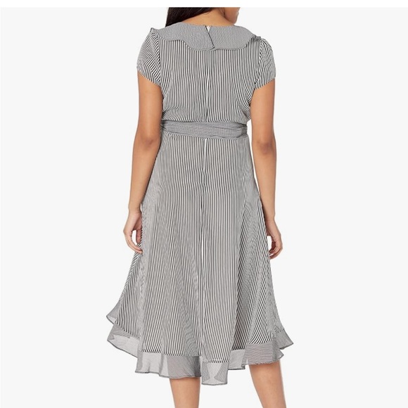 GABBY SKYE Blue and White Midi Dress - Picture 6 of 7